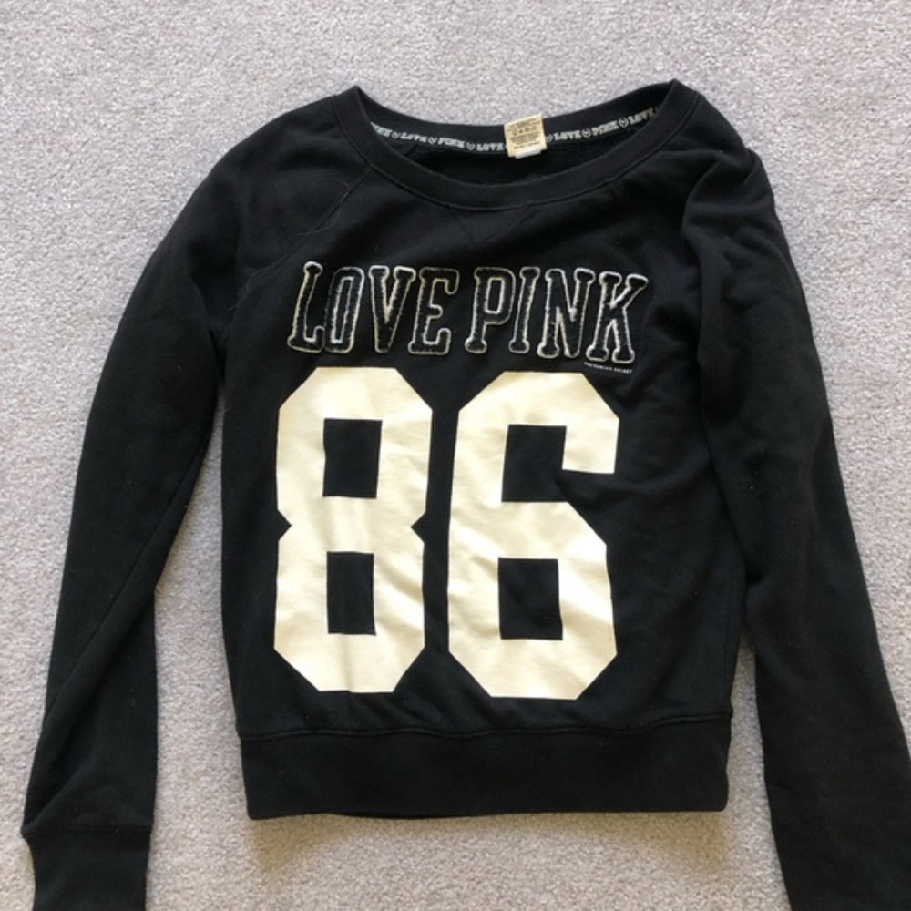 PINK Victoria Secret sweatshirt